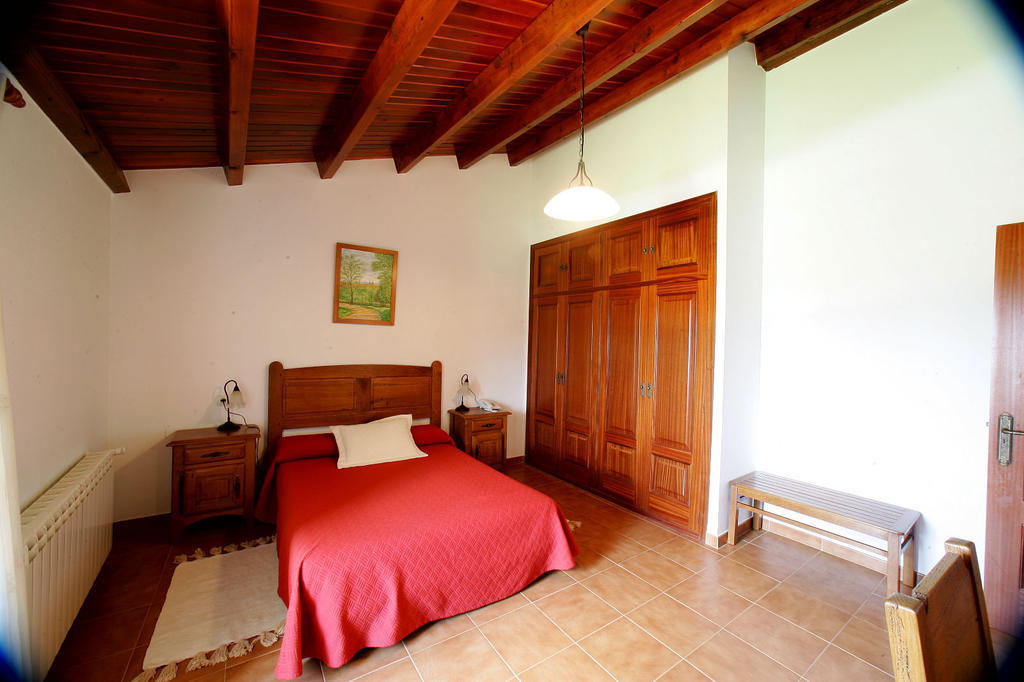 Casa Da Botica A Estrada Hostel Os Casares Ruang foto