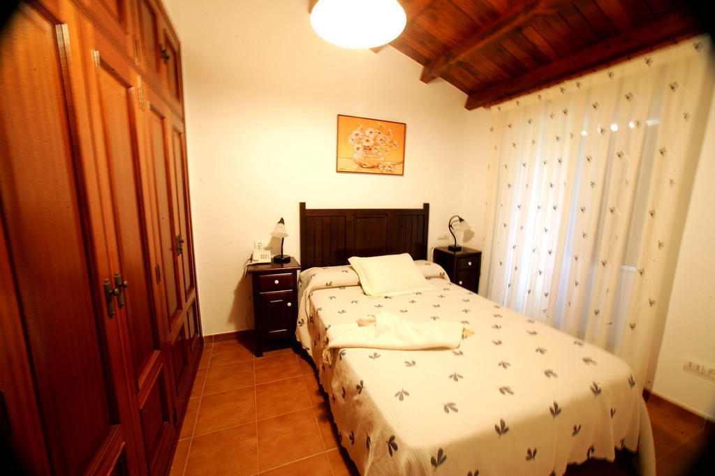 Casa Da Botica A Estrada Hostel Os Casares Ruang foto