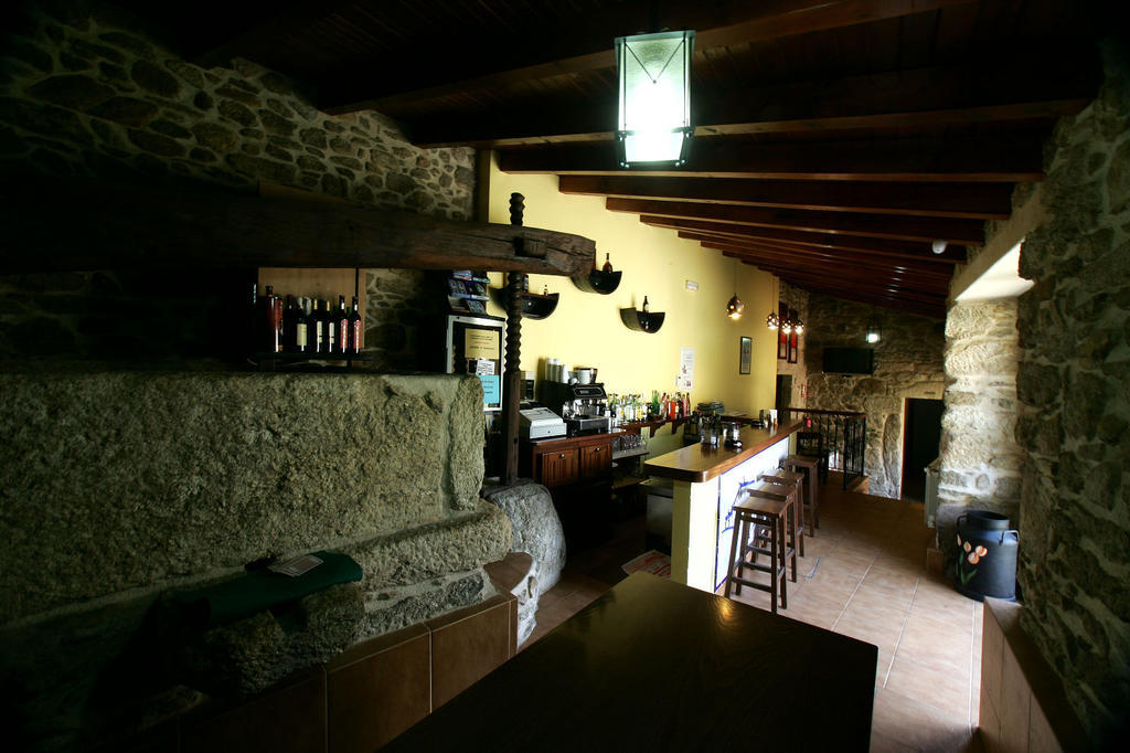 Casa Da Botica A Estrada Hostel Os Casares Bagian luar foto