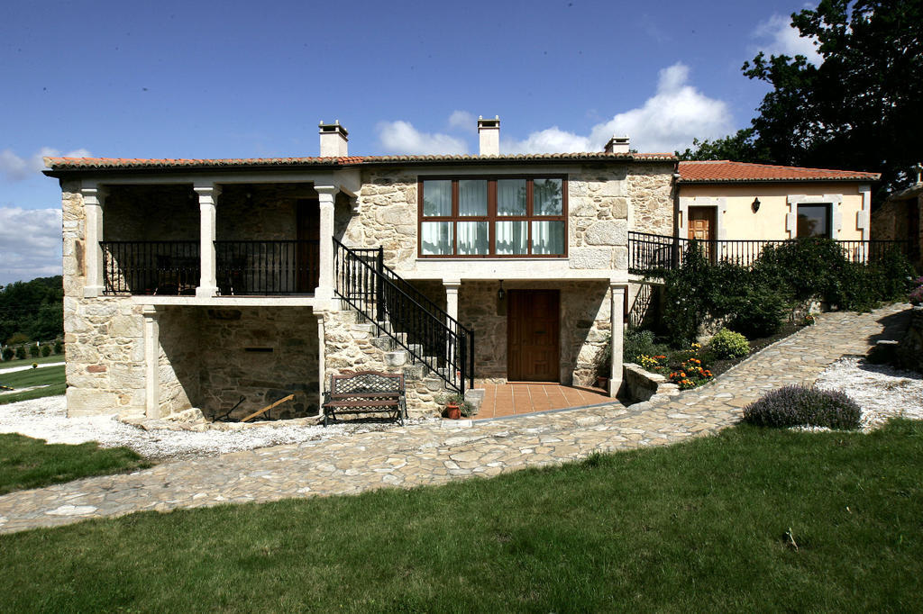 Casa Da Botica A Estrada Hostel Os Casares Bagian luar foto